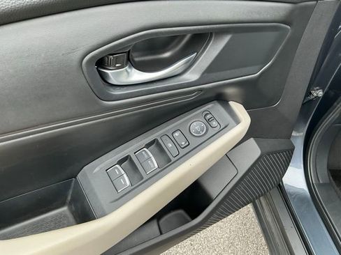 Used 2025 Honda Accord SE image 12