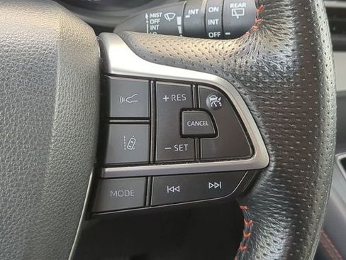 Used 2021 Toyota Sienna XSE image 33