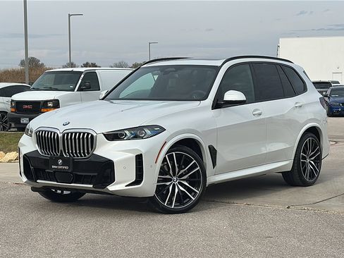 Certified 2025 BMW X5 xDrive40i w/ M Sport Package image 2