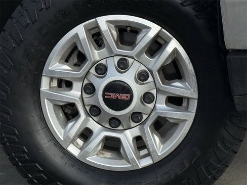 Certified 2023 GMC Sierra 2500 SLE w/ SLE Convenience Package image 9