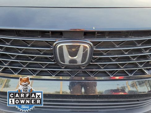 Used 2023 Honda Accord Sport image 8