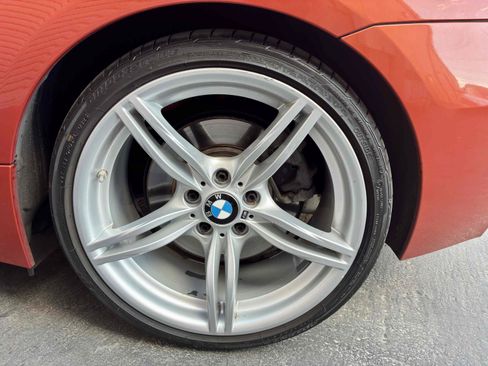 Used 2014 BMW Z4 sDrive35is RWD image 12