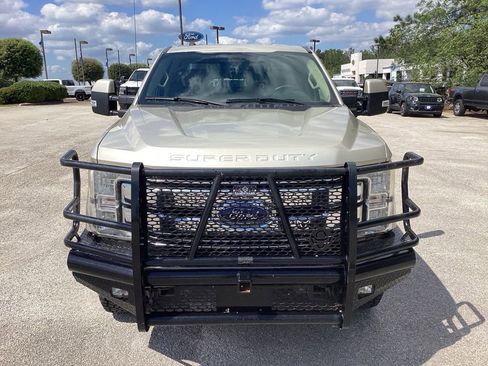 Used 2017 Ford F350 Lariat w/ Lariat Value Package image 2