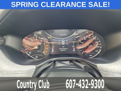 Used 2024 Jeep Compass Latitude w/ Convenience Group image 21