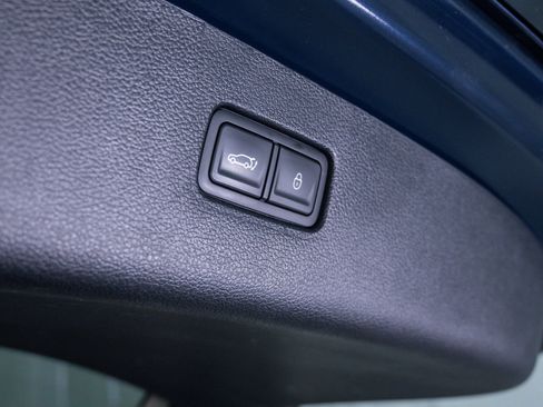 Used 2023 Genesis GV80 3.5T Prestige w/ Prestige Package image 9