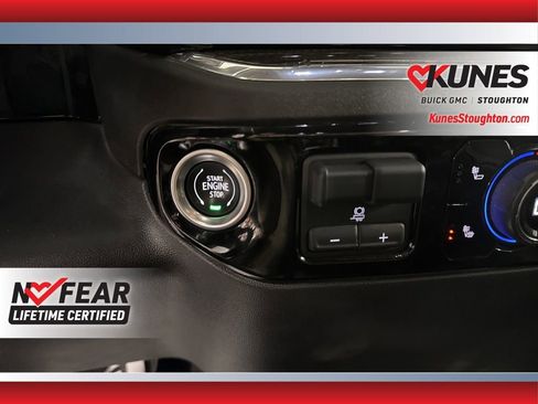 Used 2025 Chevrolet Silverado 1500 LT image 35