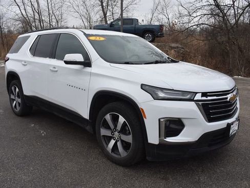 Certified 2023 Chevrolet Traverse LT w/ LT Premium Package image 10