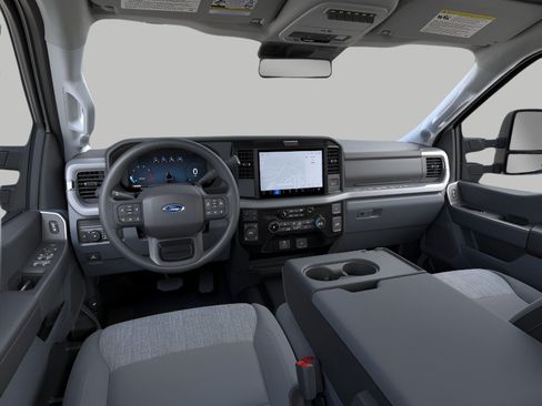 New 2026 Ford F250 XLT w/ XLT Premium Package AWD/4WD image 9
