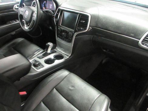 Used 2016 Jeep Grand Cherokee High Altitude AWD/4WD image 18