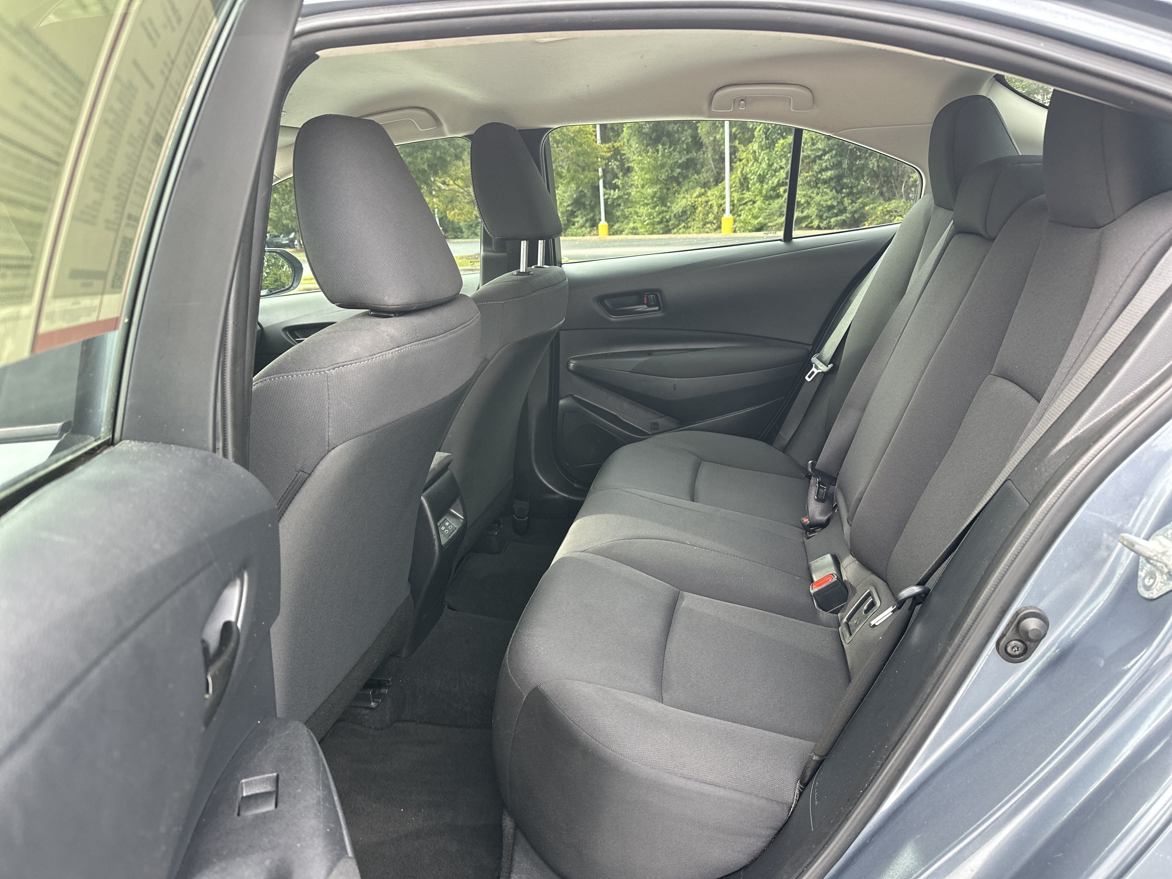 Certified 2024 Toyota Corolla LE FWD image 31