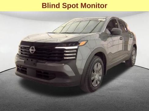 Used 2026 Nissan Kicks S FWD image 4