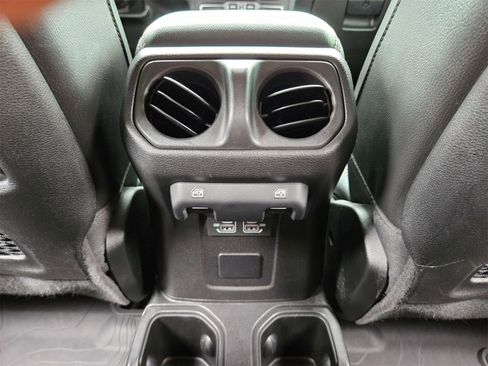 Used 2022 Jeep Gladiator Rubicon w/ LED Lighting Group image 26