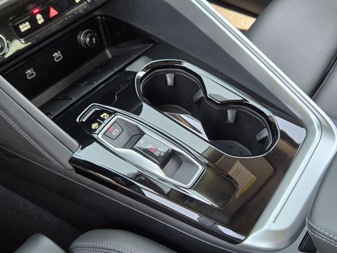 Certified 2025 Audi Q5 Premium Plus w/ Premium Plus AWD/4WD image 25