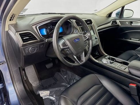 Used 2019 Ford Fusion SEL image 9