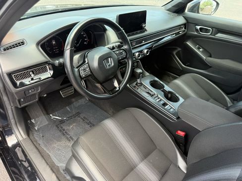 Certified 2025 Honda Civic Sport image 13