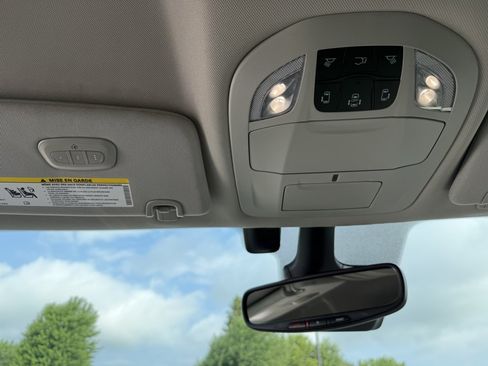 Used 2021 Chrysler Pacifica Touring-L w/ Premium & Safety Sphere Group AWD/4WD image 33
