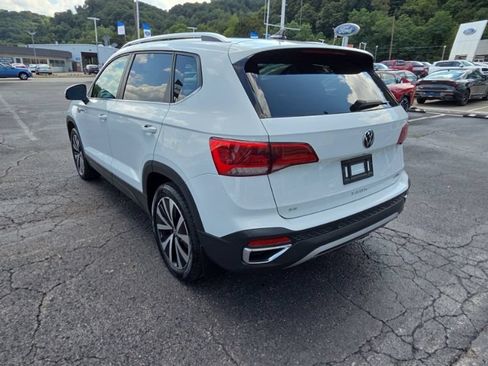 Used 2022 Volkswagen Taos SE AWD/4WD image 5