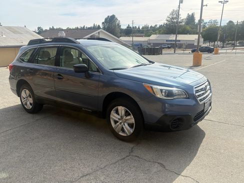 Used 2015 Subaru Outback 2.5i AWD/4WD image 9