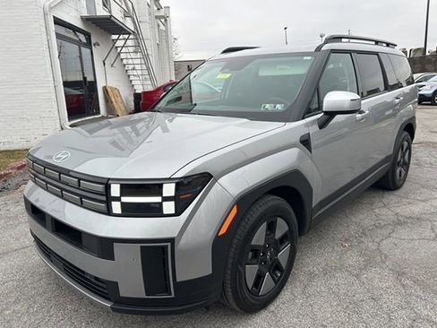 Used 2025 Hyundai Santa Fe SEL image 7