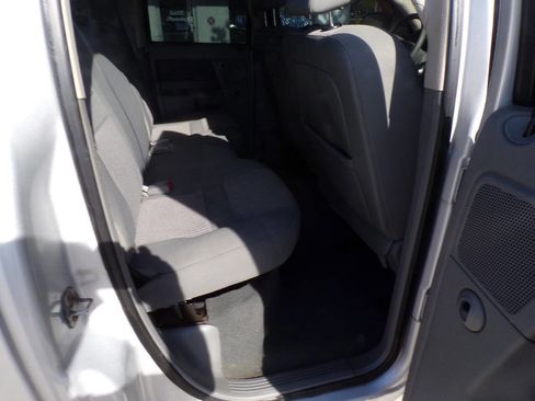 Used 2007 Dodge Ram 1500 Truck SLT image 11