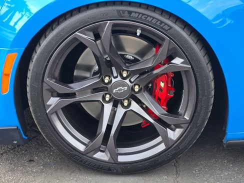 Used 2022 Chevrolet Camaro SS image 9