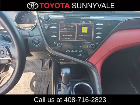 Used 2020 Toyota Camry XSE FWD image 4