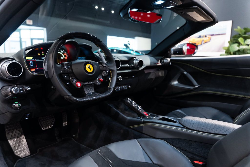 Certified 2023 Ferrari 812 GTS RWD image 29