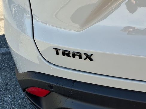 New 2026 Chevrolet Trax RS w/ Sunroof Package image 7