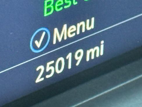 Certified 2025 Cadillac XT6 Premium Luxury image 3