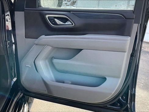 Used 2021 GMC Yukon XL SLT image 12