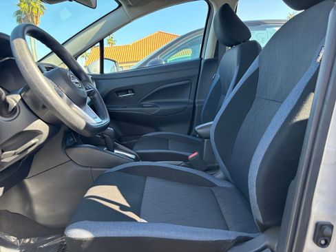 Used 2025 Nissan Versa SV image 24