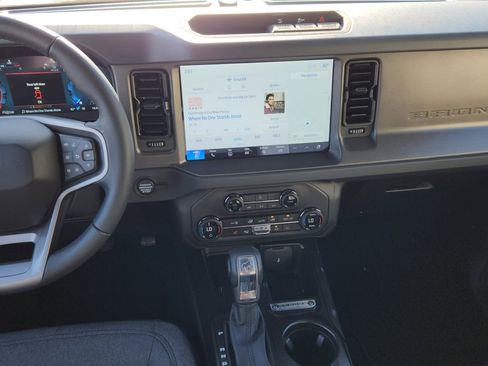 New 2025 Ford Bronco Big Bend image 25