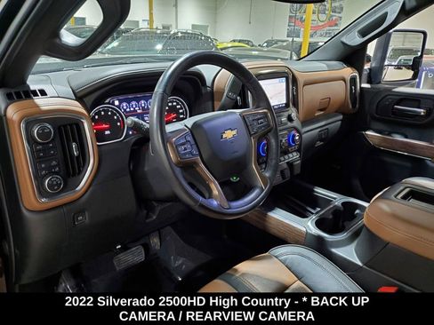 Used 2022 Chevrolet Silverado 2500 High Country w/ Safety Package II AWD/4WD image 7