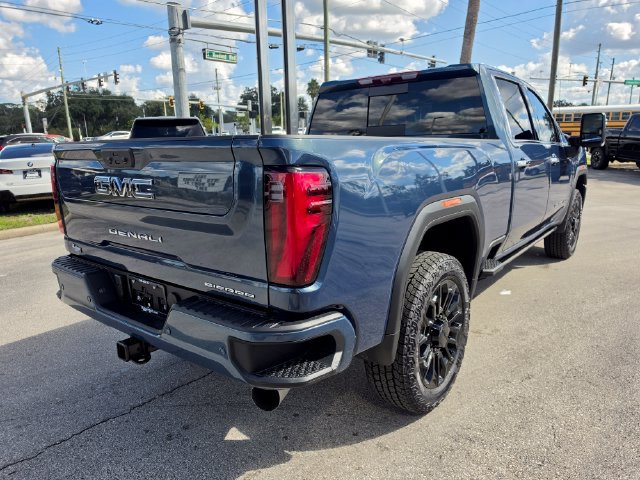 Used 2024 Chevrolet Silverado 2500 LTZ w/ LTZ Plus Package AWD/4WD image 5