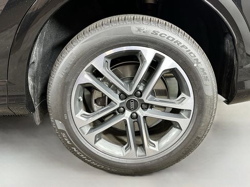 New 2025 Audi Q5 Premium image 31