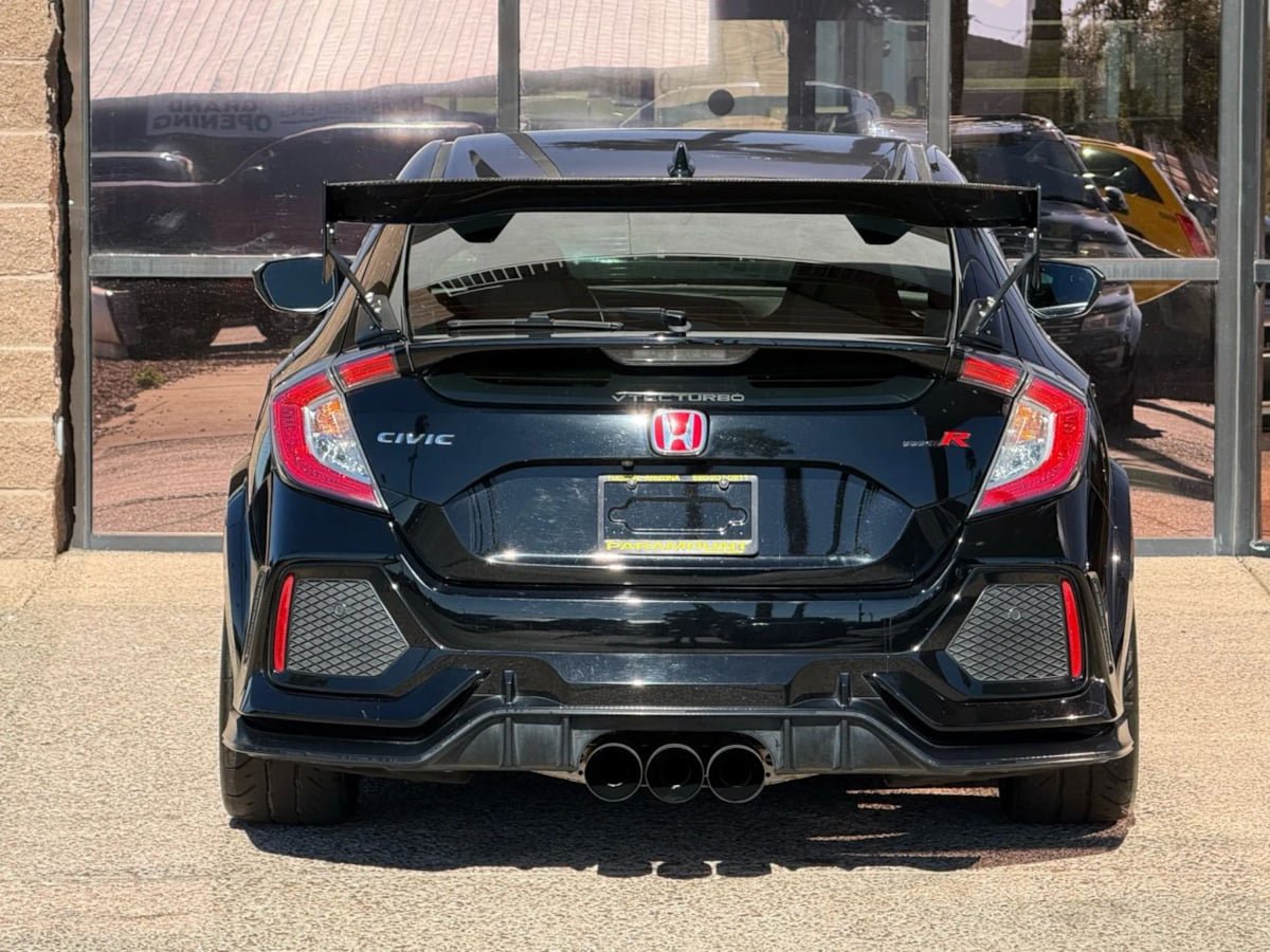 Used 2017 Honda Civic Type R image 13