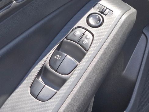 Used 2024 Nissan Altima 2.5 S FWD image 19
