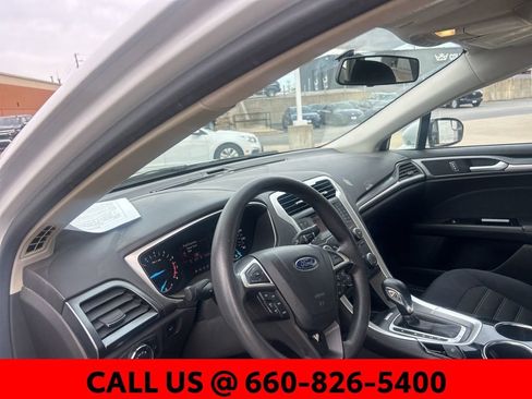Used 2013 Ford Fusion SE image 8