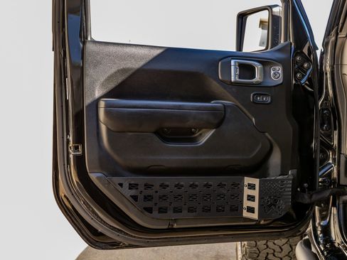 Used 2022 Jeep Wrangler Unlimited Sport S image 36