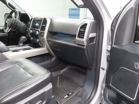 Used 2017 Ford F150 Lariat w/ Equipment Group 501A Mid AWD/4WD image 29