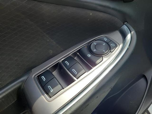 Used 2023 Chevrolet Malibu LT FWD image 15