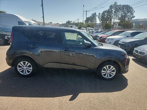 Certified 2024 Kia Soul LX FWD image 16
