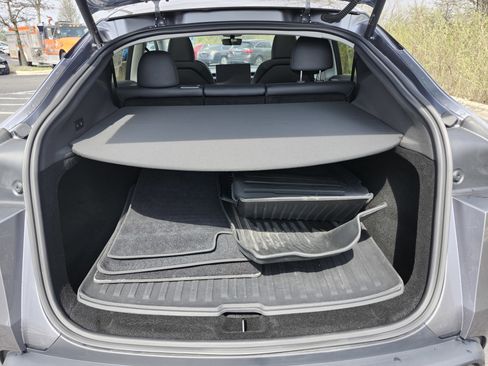 Used 2026 Tesla Model Y AWD image 22