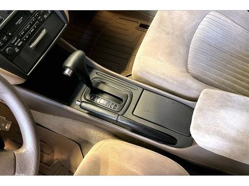 Used 1998 Honda Accord LX image 23