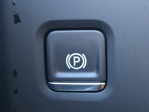 Used 2025 GMC Sierra 2500 Denali w/ Denali Reserve Package image 23