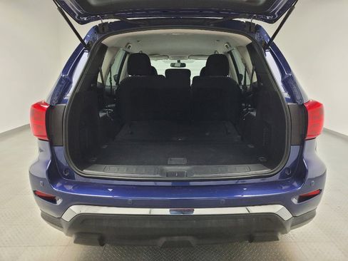 Used 2019 Nissan Pathfinder SV image 29