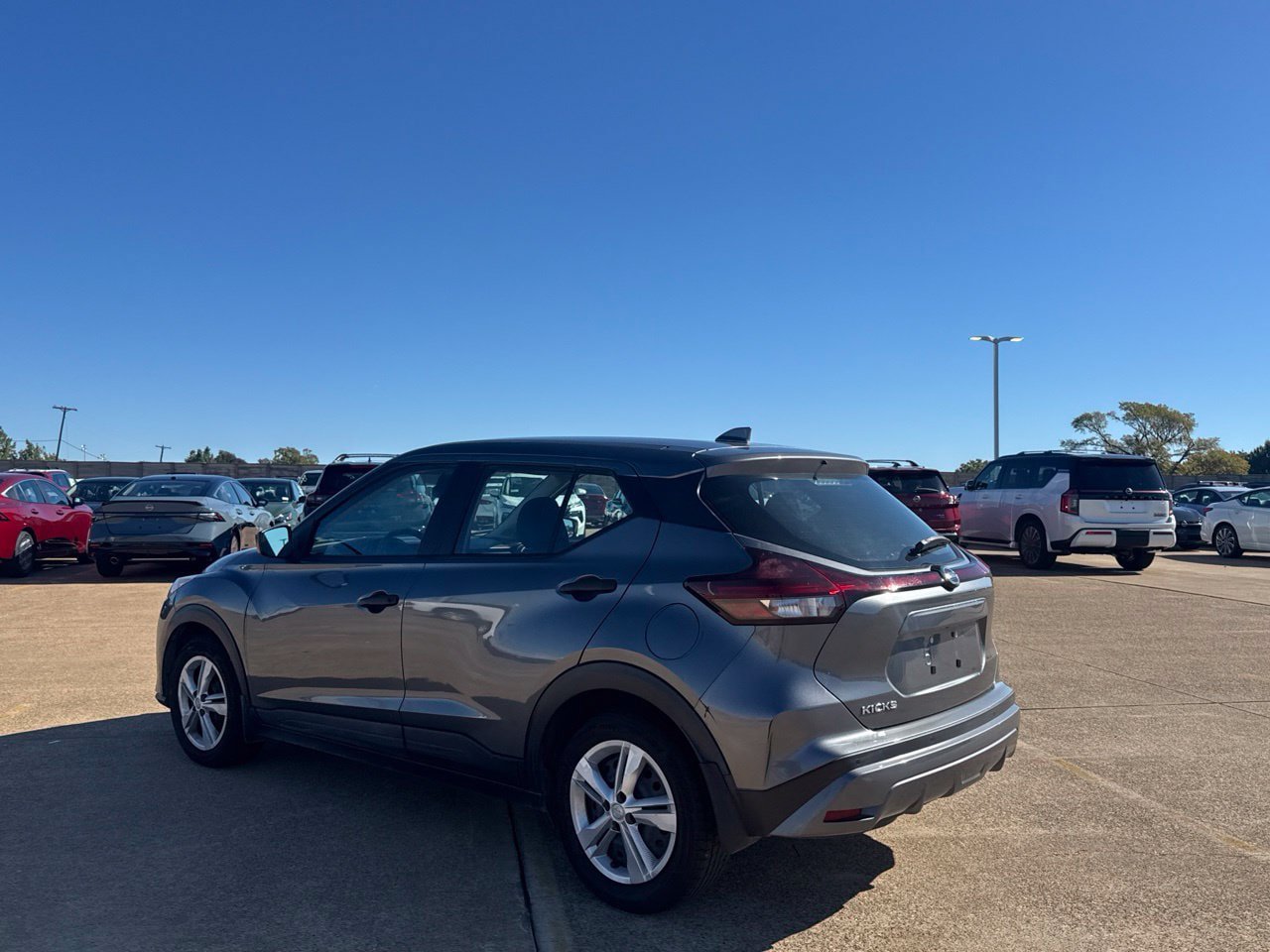 Certified 2021 Nissan Kicks S FWD image 22