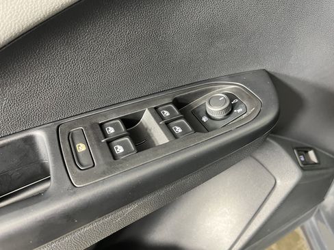 Used 2023 Volkswagen Taos SEL image 19