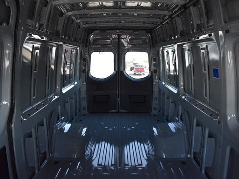 Used 2024 Mercedes-Benz Sprinter 144 Cargo image 8