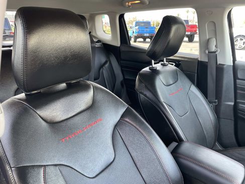 Used 2022 Jeep Compass Trailhawk w/ Trailhawk Elite Group image 29